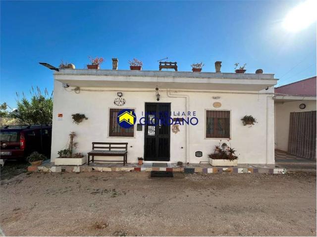 Casa indipendente in vendita a Trepuzzi LE