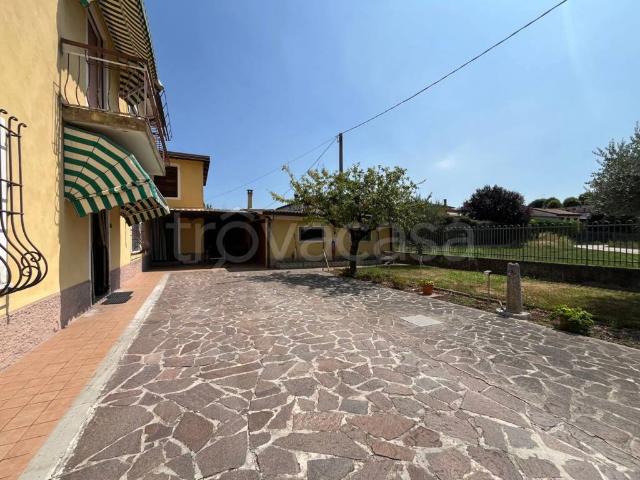 Casa indipendente in vendita a Trevenzuolo viale Luigi Rossignoli