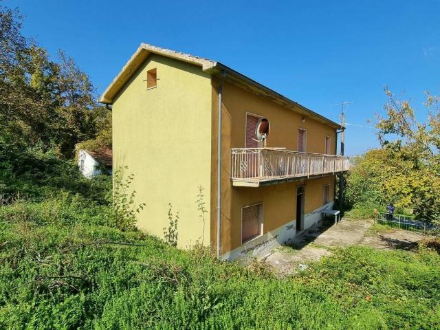 Casa indipendente in vendita a Trevico AV