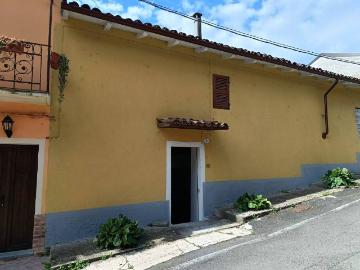 Casa indipendente in vendita a Treville AL