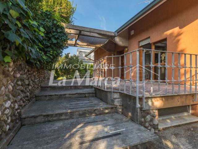 Casa indipendente in vendita a Treviso via Menghi, 3, Fiera