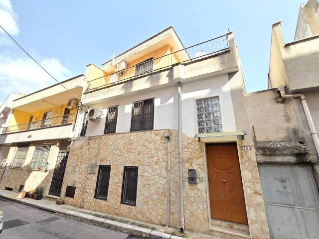 Casa indipendente in vendita a Triggiano BA
