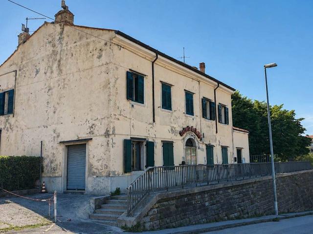 Casa indipendente in vendita a Trieste