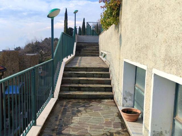 Casa indipendente in vendita a Trieste TS