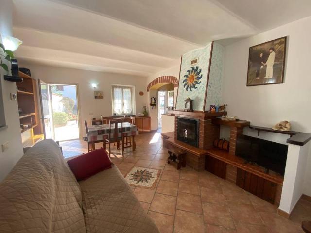 Casa indipendente in vendita a Trino VC
