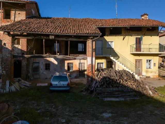 Casa indipendente in vendita a Trinità CN