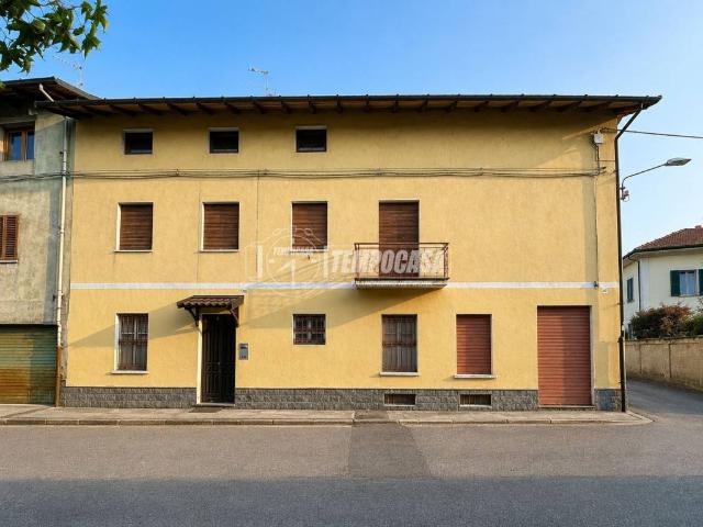 Casa indipendente in vendita a Tronzano Vercellese VC