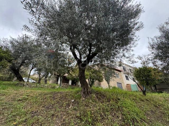 Casa indipendente in vendita a Tufo, Minturno