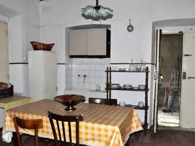 Casa indipendente in vendita a Tuoro sul Trasimeno PG