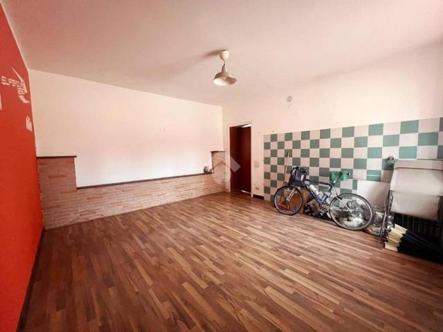 Casa indipendente in vendita a Turate CO