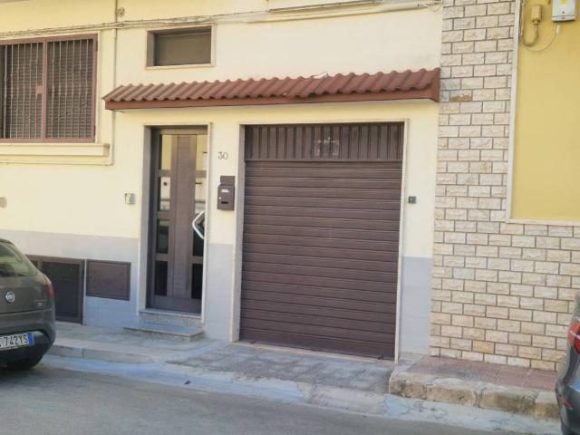 Casa indipendente in vendita a Turi BA