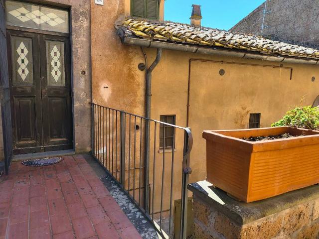 Casa indipendente in vendita a Tuscania VT