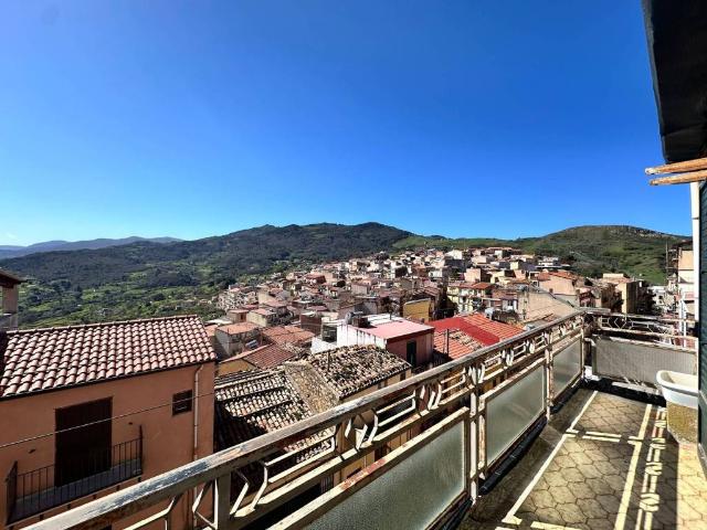 Casa indipendente in vendita a Tusa ME