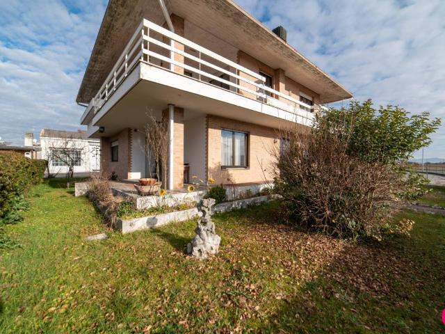 Casa indipendente in vendita a Udine UD