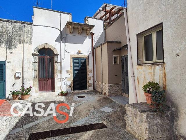 Casa indipendente in vendita a Uggiano la Chiesa LE