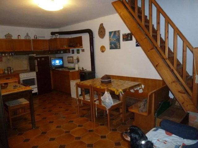Casa indipendente in vendita a Urbe SV