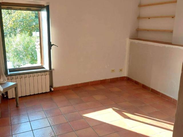 Casa indipendente in vendita a Urbino PU