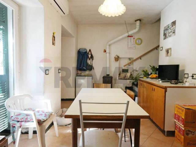 Casa indipendente in vendita a Uscio GE
