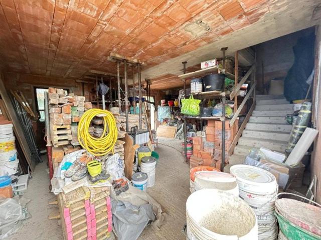 Casa indipendente in vendita a Usmate Velate MB