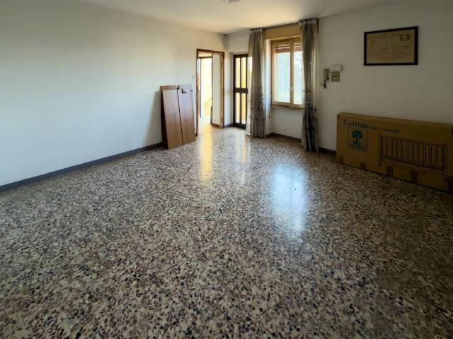 Casa indipendente in vendita a Usmate Velate MB