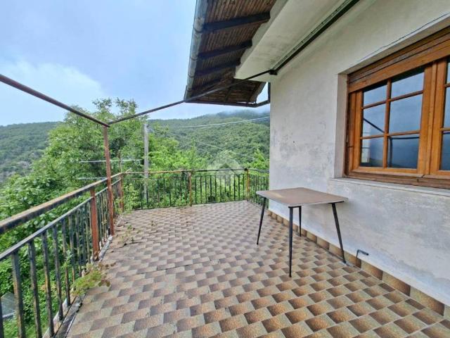 Casa indipendente in vendita a Vobbia GE