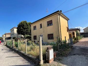 Casa indipendente in vendita a Voghiera FE