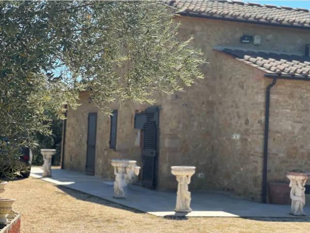 Casa indipendente in vendita a Volterra PI