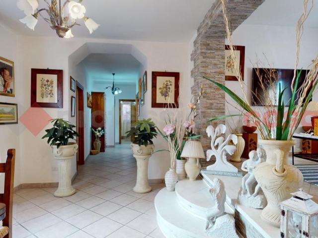 Casa indipendente in vendita a Vagli Sotto