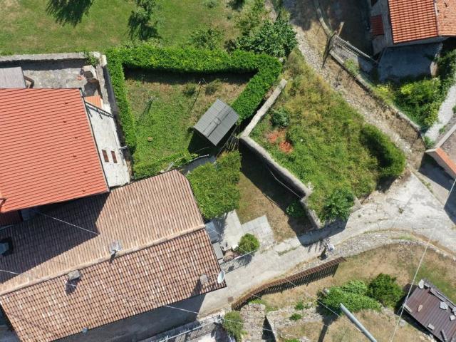Casa indipendente in vendita a Vagli Sotto LU
