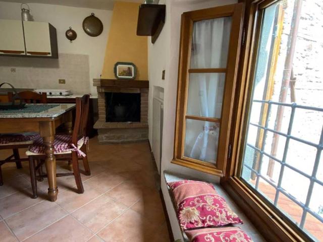 Casa indipendente in vendita a Vagli Sotto LU