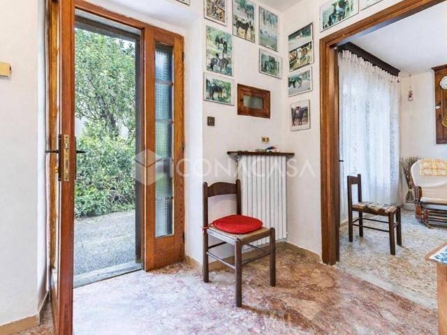 Casa indipendente in vendita a Vagli Sotto LU