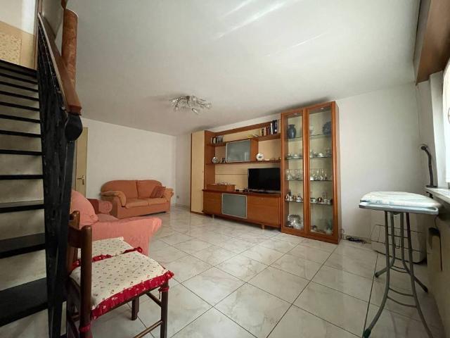 Casa indipendente in vendita a Vaiano Cremasco CR