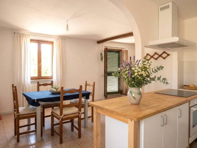 Casa indipendente in vendita a Vaiano PO