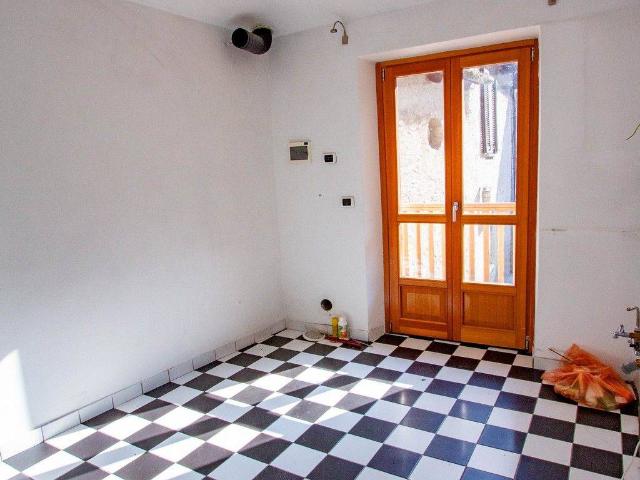 Casa indipendente in vendita a Vaie TO