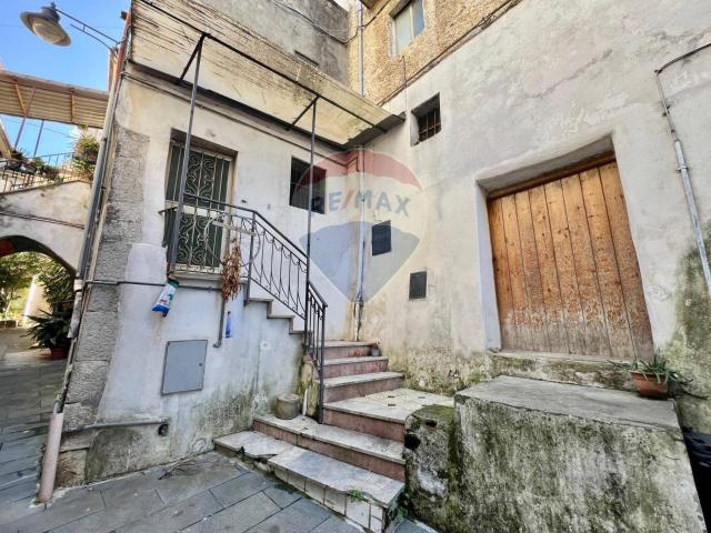 Casa indipendente in vendita a Vairano Patenora