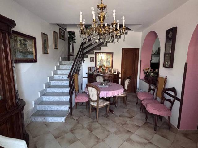 Casa indipendente in vendita a Vairano Patenora CE
