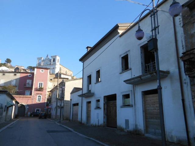 Casa indipendente in vendita a Vairano Patenora CE