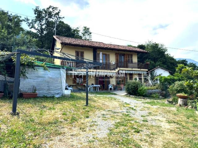 Casa indipendente in vendita a Val Della Torre