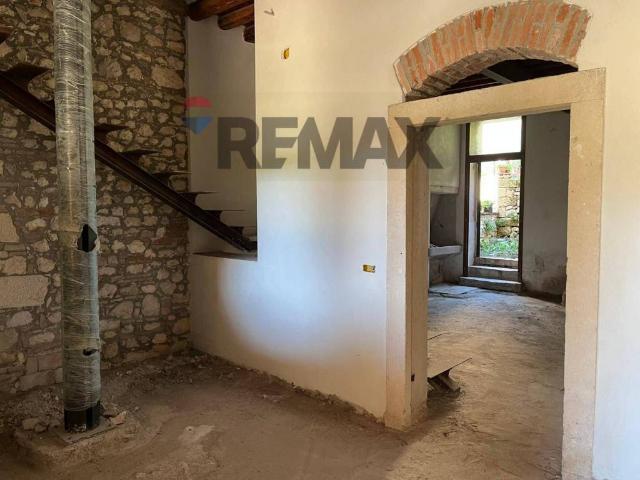Casa indipendente in vendita a Val Liona VI
