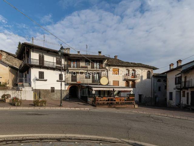 Casa indipendente in vendita a Valchiusa TO