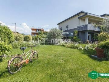 Casa indipendente in vendita a Valbrembo BG