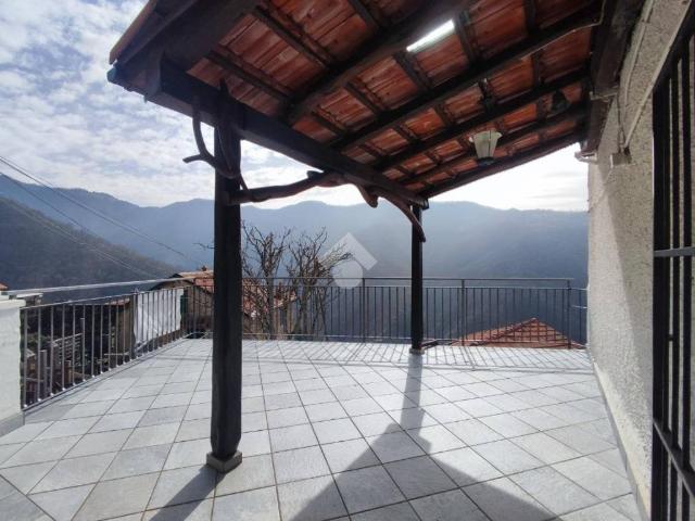 Casa indipendente in vendita a Valbrevenna GE