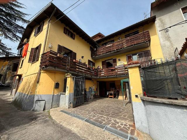 Casa indipendente in vendita a Valbrona CO