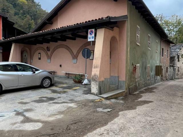 Casa indipendente in vendita a Valgrana CN