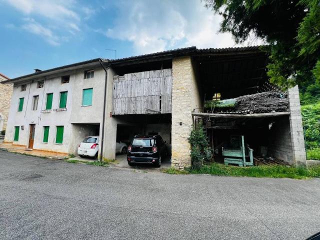 Casa indipendente in vendita a Valdagno VI