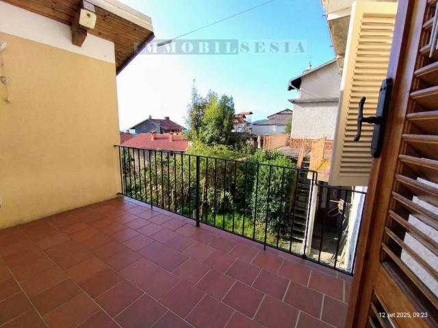 Casa indipendente in vendita a Valdilana BI