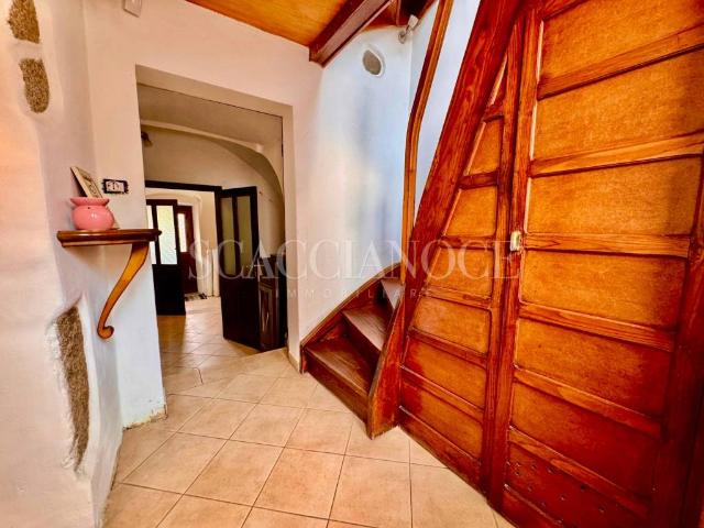 Casa indipendente in vendita a Valdilana BI