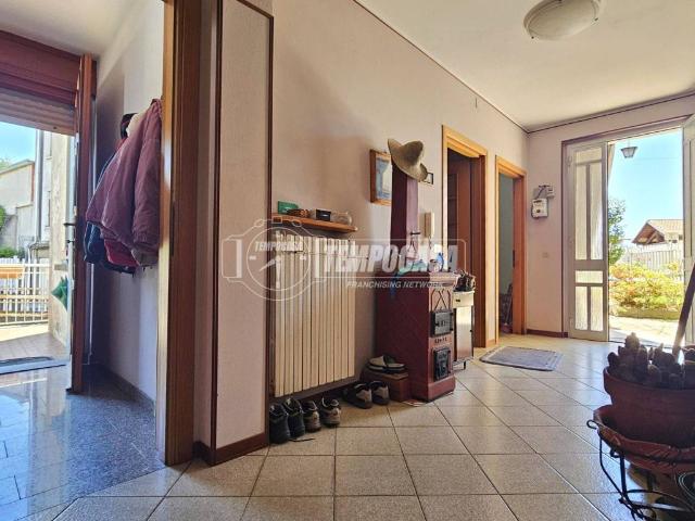 Casa indipendente in vendita a Valdilana BI