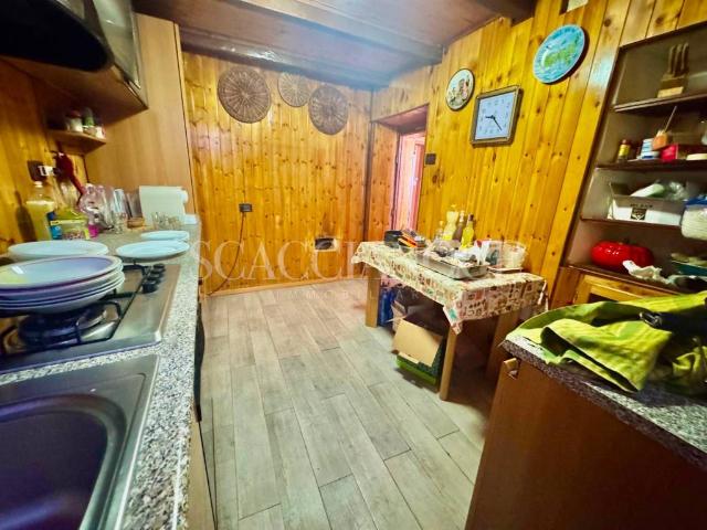Casa indipendente in vendita a Valdilana BI