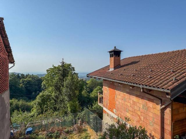Casa indipendente in vendita a Valdilana BI